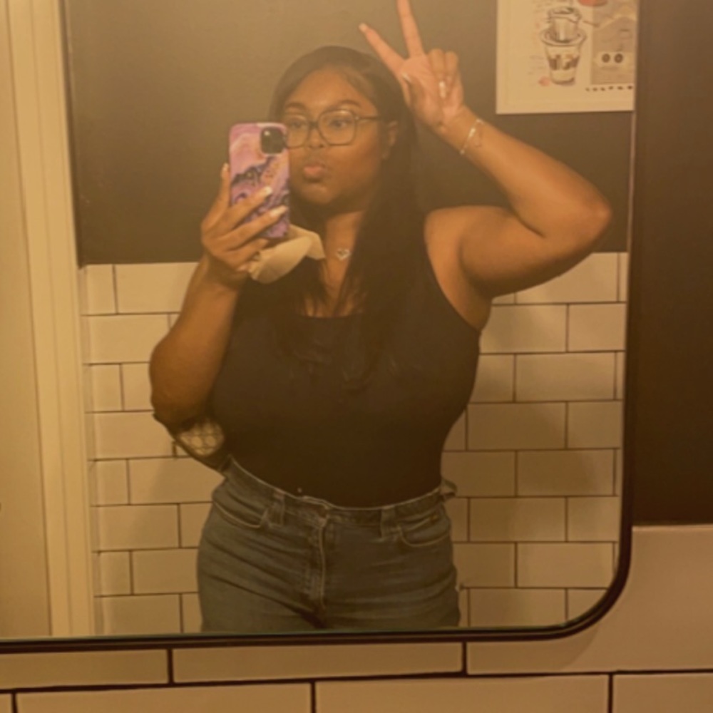 Meet your Posher, Lola0821